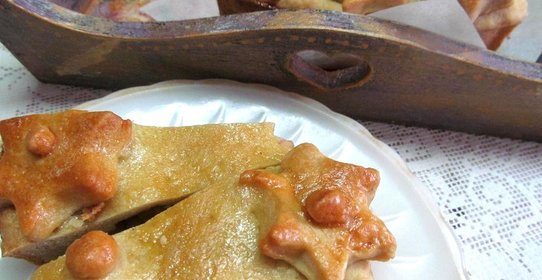 Закрытый пирог с яблоками