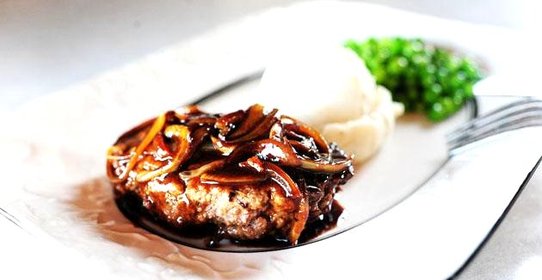 Говяжьи котлеты с луком