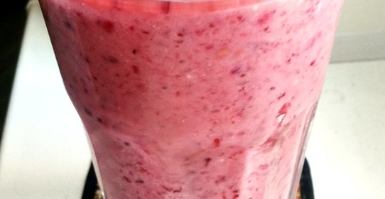 Бруснично-апельсиновый смузи