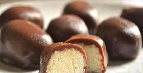 Шоколадно-кокосовые конфеты