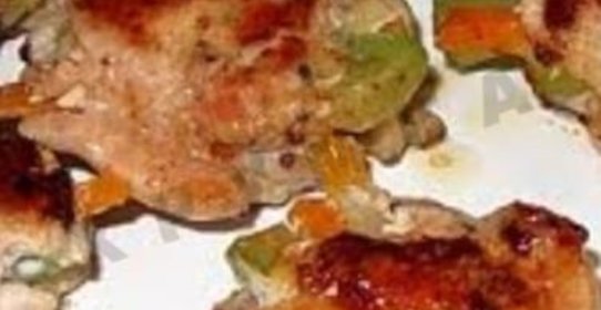 Индейка тушеная с овощами в винном соусе