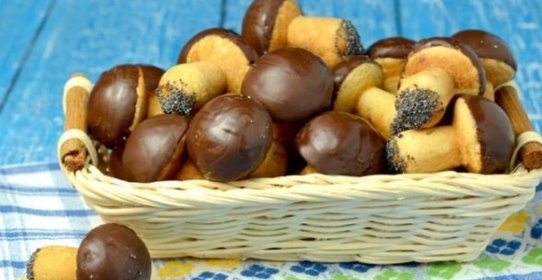 Грибочки из теста