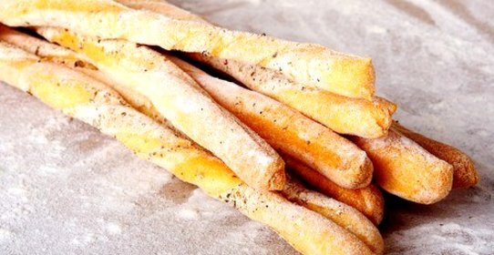 Кукурузные палочки с чеддером и халапеньо