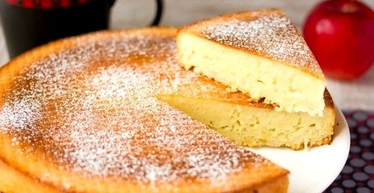 Манник с яблоками