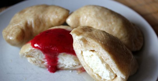 Вареники с творогом на пару