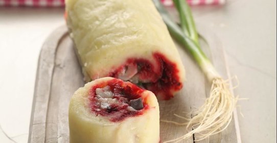 Картофельный рулет с сельдью