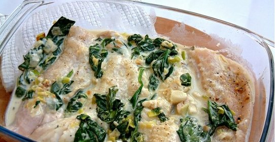 Минтай под соусом