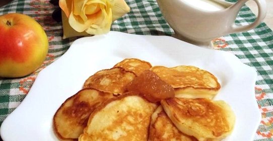 Оладьи с яблоками