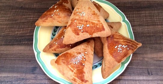 Самса из дрожжевого теста