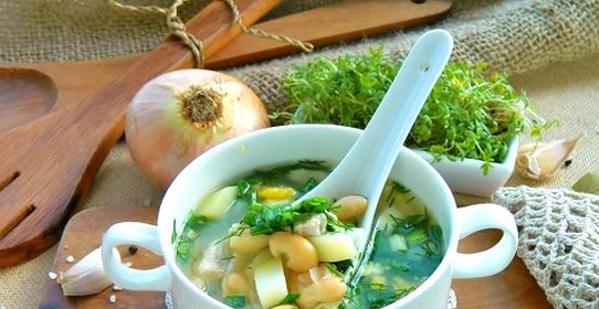 Куриный суп с фасолью консервированной