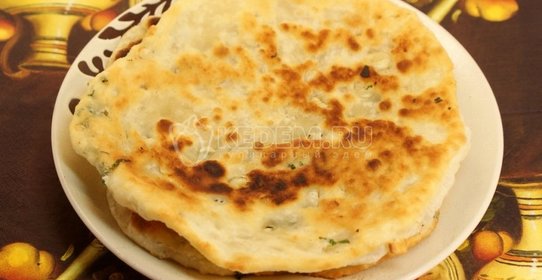 Чесночные лепешки