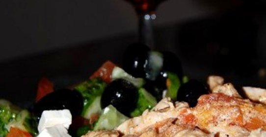 Куриное филе в сметане с луком