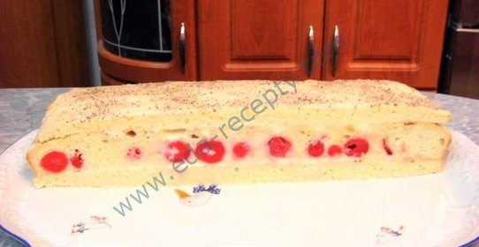 Бисквит с черешней