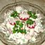 Салат весенний с редиской