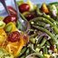Салат с зеленой фасолью, кукурузой и помидорами