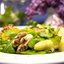 Теплый салат из спаржи, грецких орехов и рукколы