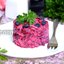 Свекольный салат с изюмом и орехами