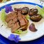 Утиная грудка Medium Rare с вялеными сливами и карамельным луком