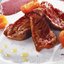 Филе говядины с сушеными абрикосами и соусом из красной фасоли