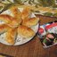 Пирожки из творожного теста с яблоками