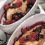 Куриные грудки с крыжовником и смородиной