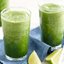 Смузи на основе кокосовой воды с лаймом и капустой кейл
