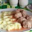Мясные фрикадельки в сметанно - томатном соусе
