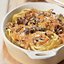 Паста, запеченная со сморчками