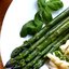 Спаржа с лаймом и мятой