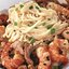 Лапша со свининой и креветками