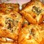 Слоеные конвертики с курицей и грибами