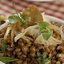 Чечевица с луком и зеленью