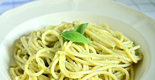 Спагетти с сыром