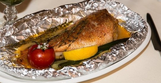 Черноморский окунь в фольге