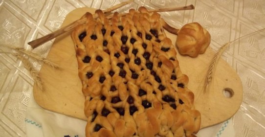 Пирог с черной смородиной Бабушкин шарфик