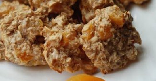 Легкое овсяное печенье с курагой