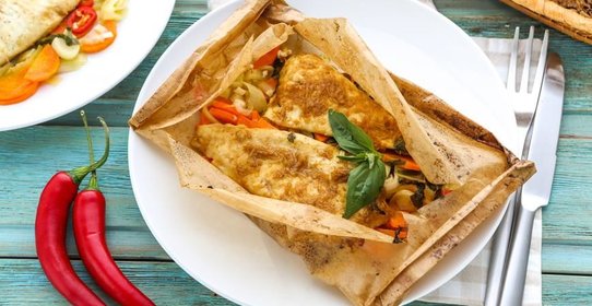 Камбала в «конверте» с имбирем