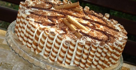 Быстрый торт со взбитыми сливками