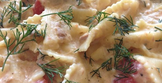 Паста фарфалле с тунцом