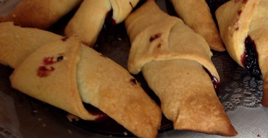 Рогалики с джемом