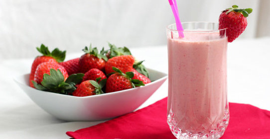 Молочный кисель с клубникой