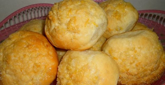 Булочки лимонные с изюмом