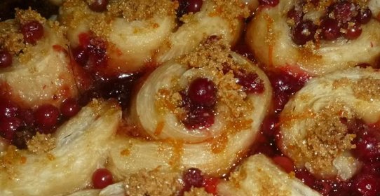 Булочки с клюквой