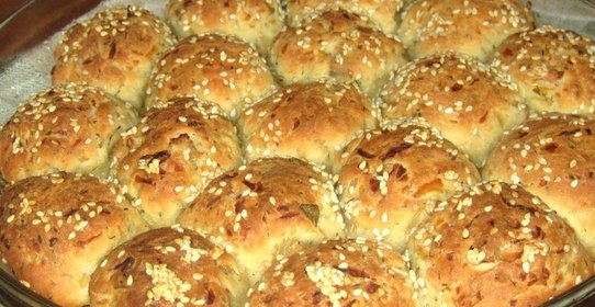 Круглые капустные булочки