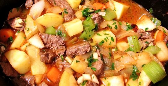 Гуляш из конины