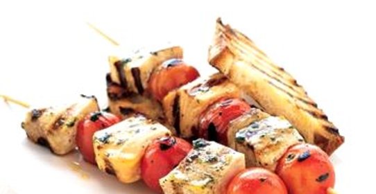 Шашлык из рыбы с помидорами черри