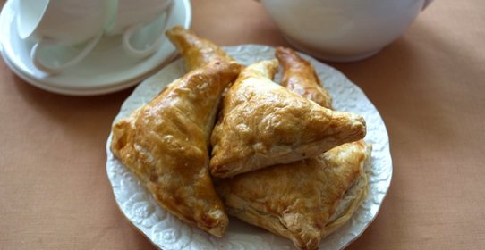 Пирожки с мясом и грибами