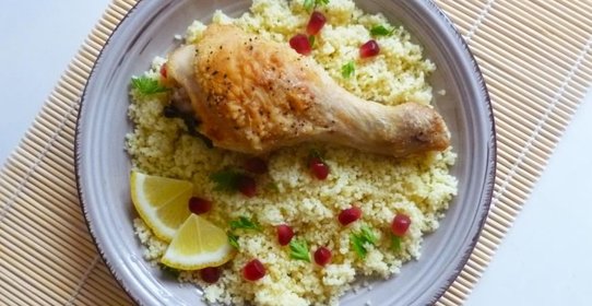 Хрустящая пряная курица с кускусом