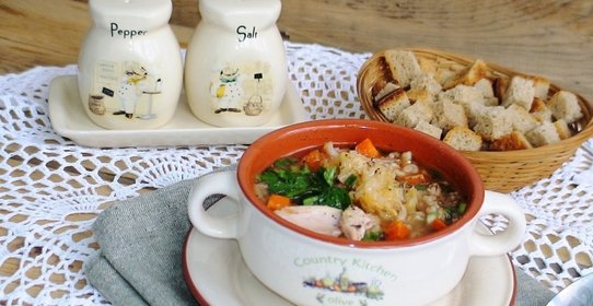 Похлебка из перловой крупы с индейкой