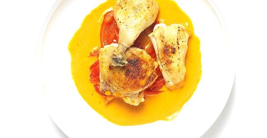 Курица со сладким перцем и копченой паприкой